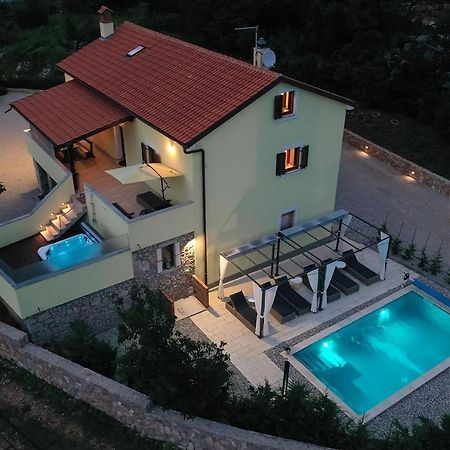 Holiday House Tos-Vila With Heated Pool Vrbnik  Ngoại thất bức ảnh