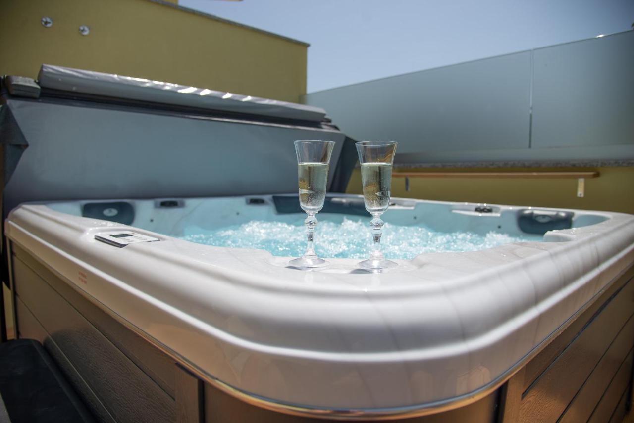 Holiday House Tos-Vila With Heated Pool Vrbnik  Ngoại thất bức ảnh
